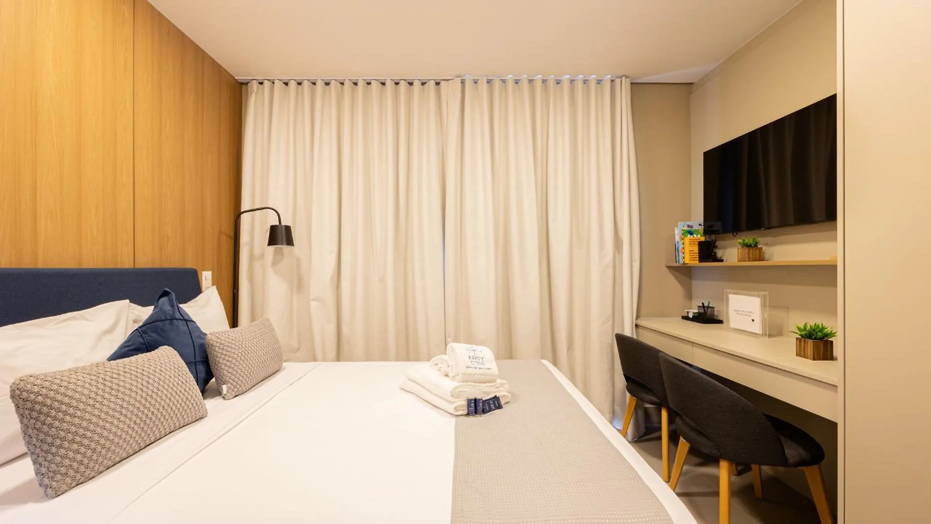 Easy Star - Belo Studio Bem Decorado No Campo Belo - Hb01I Sao Paulo Brazil